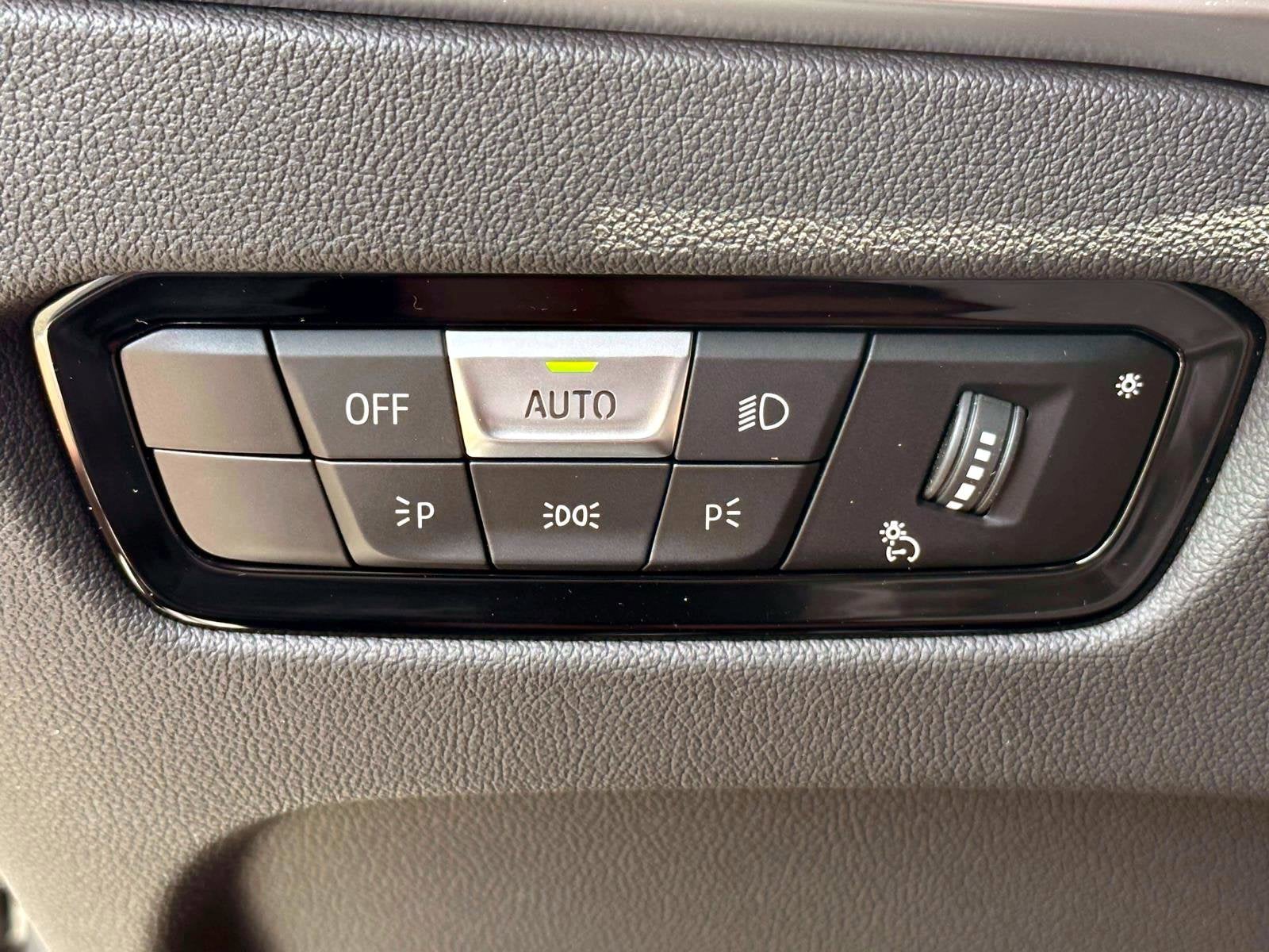 2025 BMW 2 Series 230i xDrive