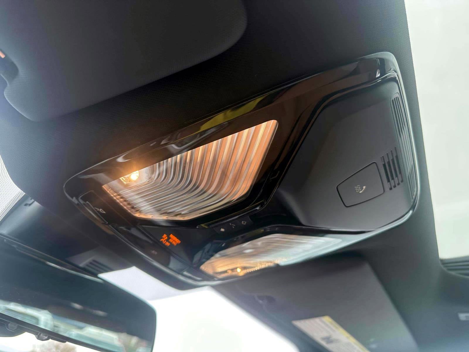 2025 BMW 2 Series 230i xDrive