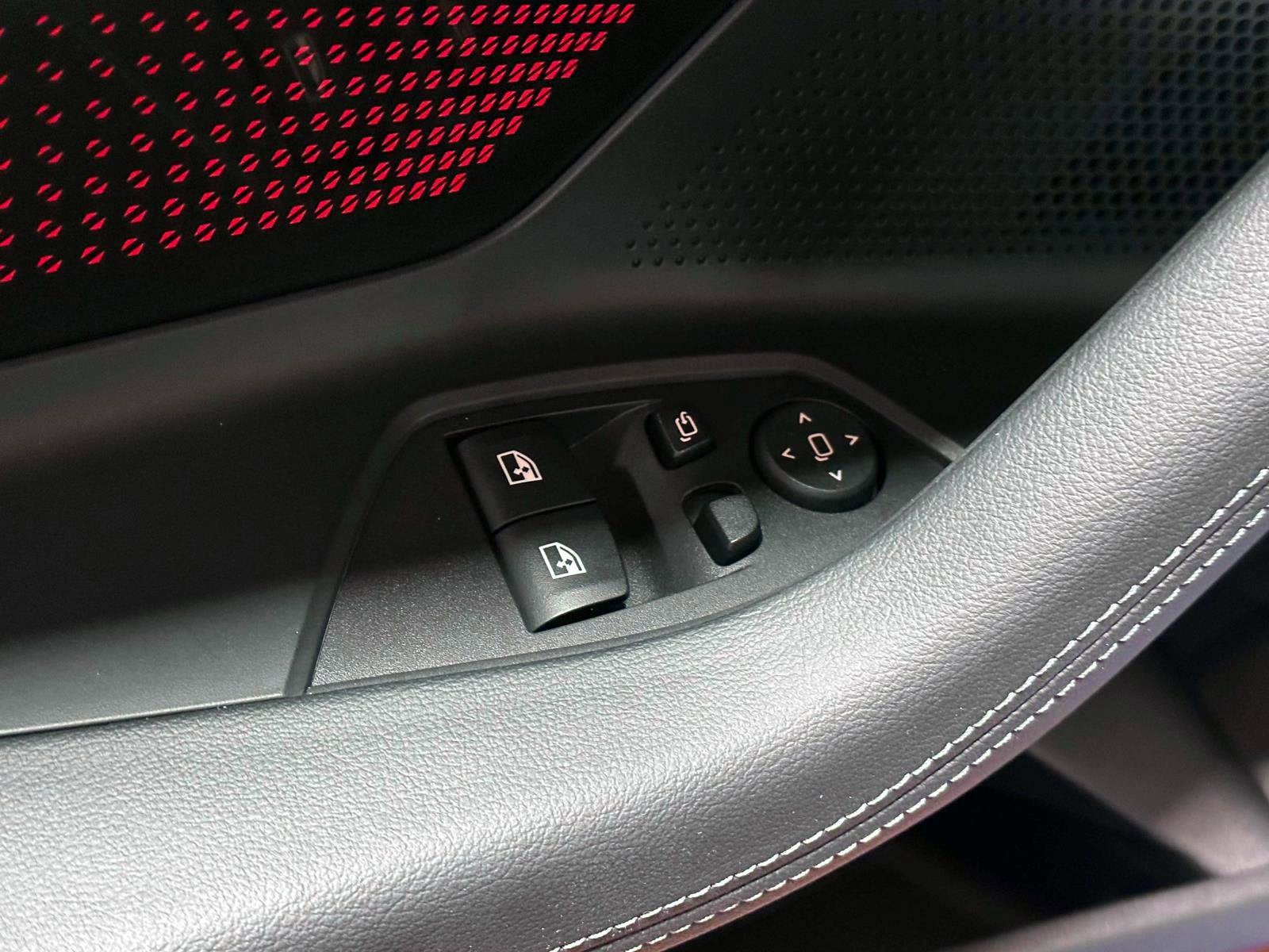 2025 BMW 2 Series 230i xDrive