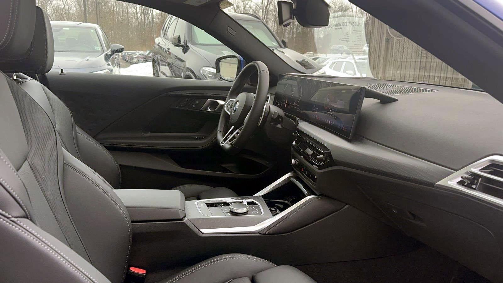 2025 BMW 2 Series 230i xDrive