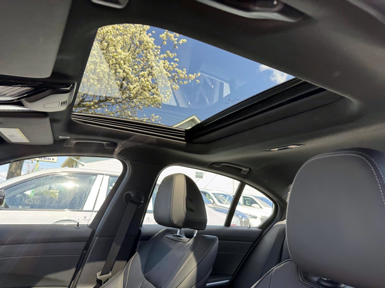 2023 BMW 3 Series 330e xDrive