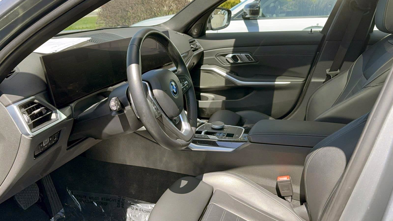 2023 BMW 3 Series 330e xDrive