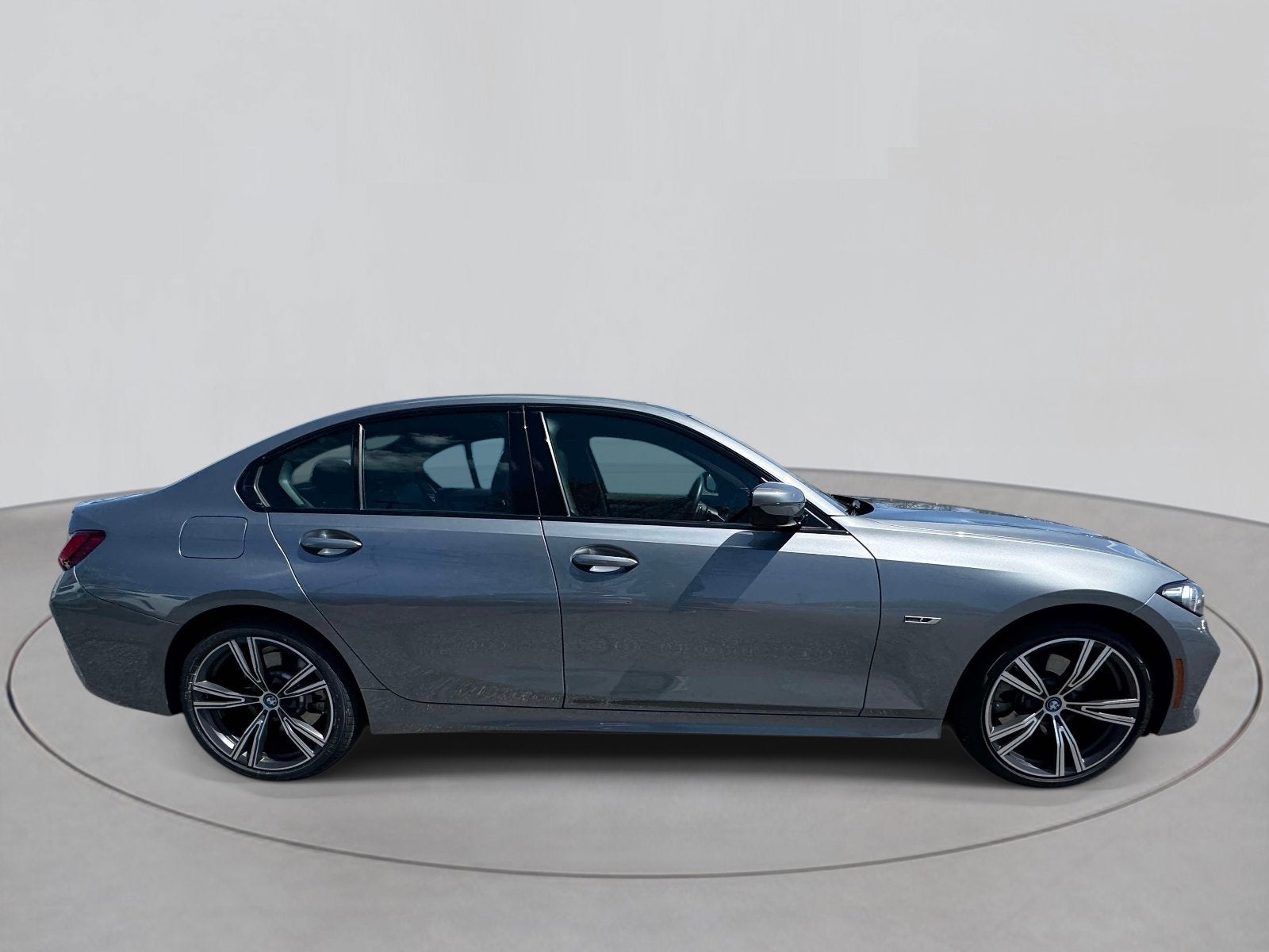 2023 BMW 3 Series 330e xDrive