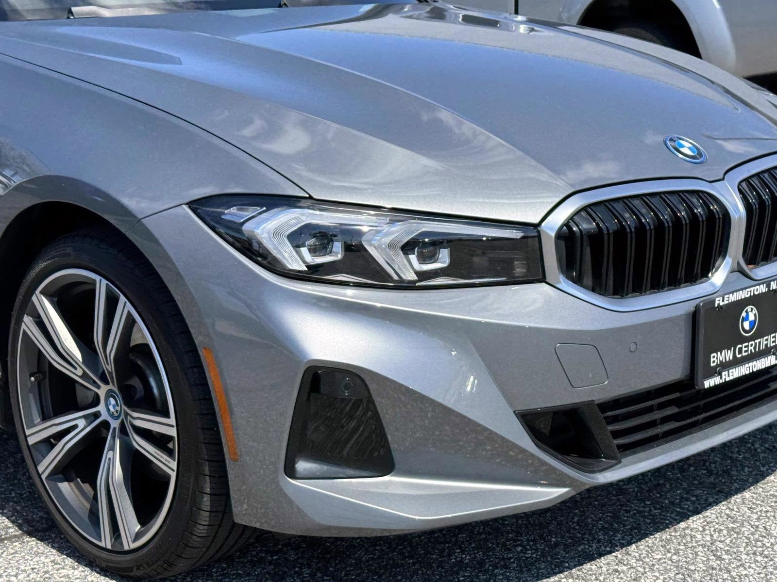 2023 BMW 3 Series 330e xDrive