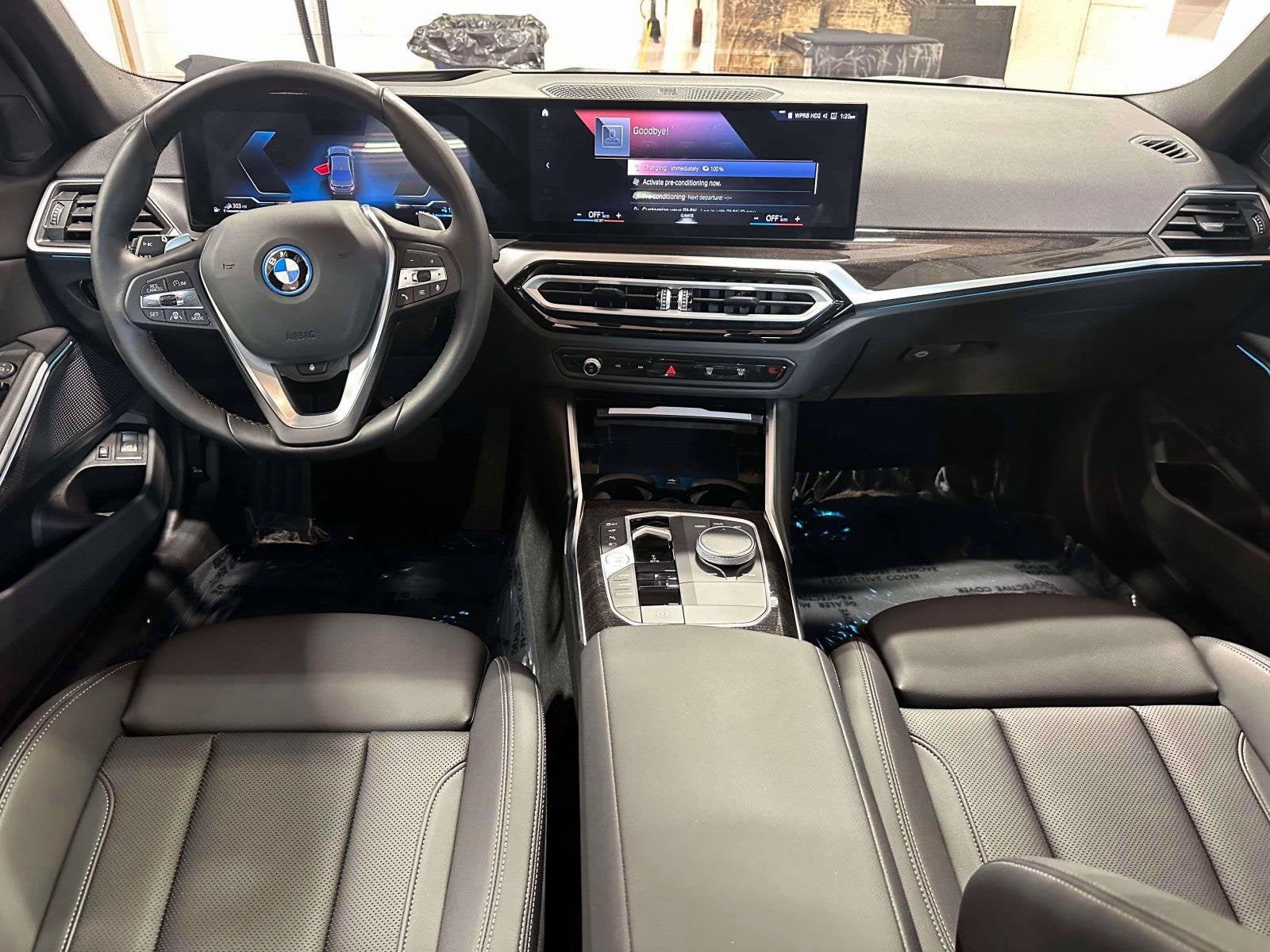 2023 BMW 3 Series 330e xDrive