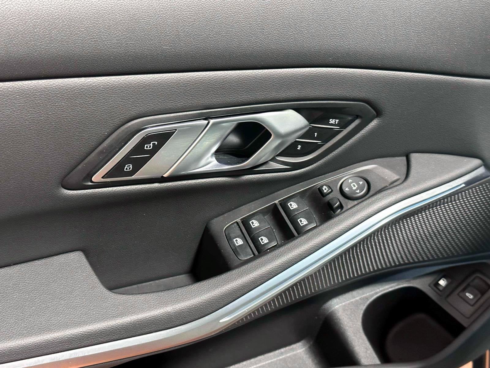 2023 BMW 3 Series 330e xDrive