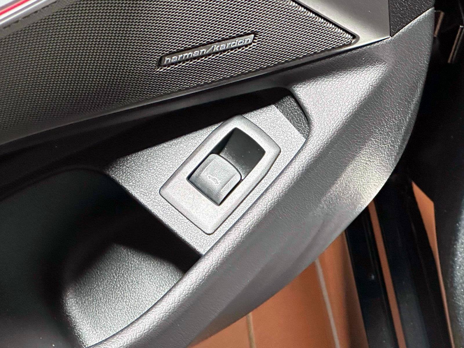 2025 BMW 3 Series M340i xDrive