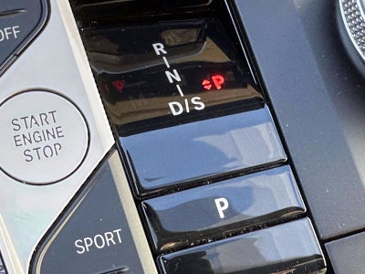 2025 BMW 3 Series 330i xDrive