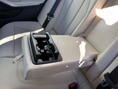 2025 BMW 3 Series 330i xDrive