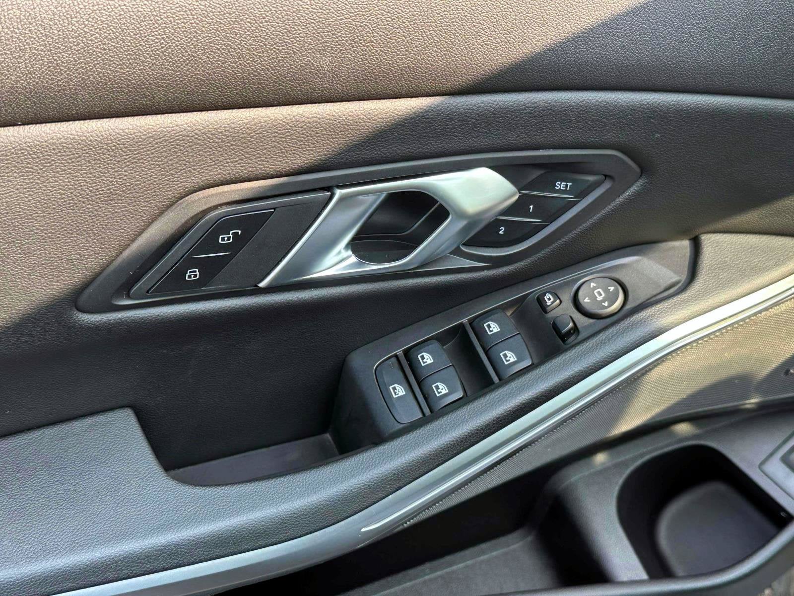 2025 BMW 3 Series 330i xDrive