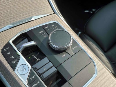 2025 BMW 3 Series 330i xDrive