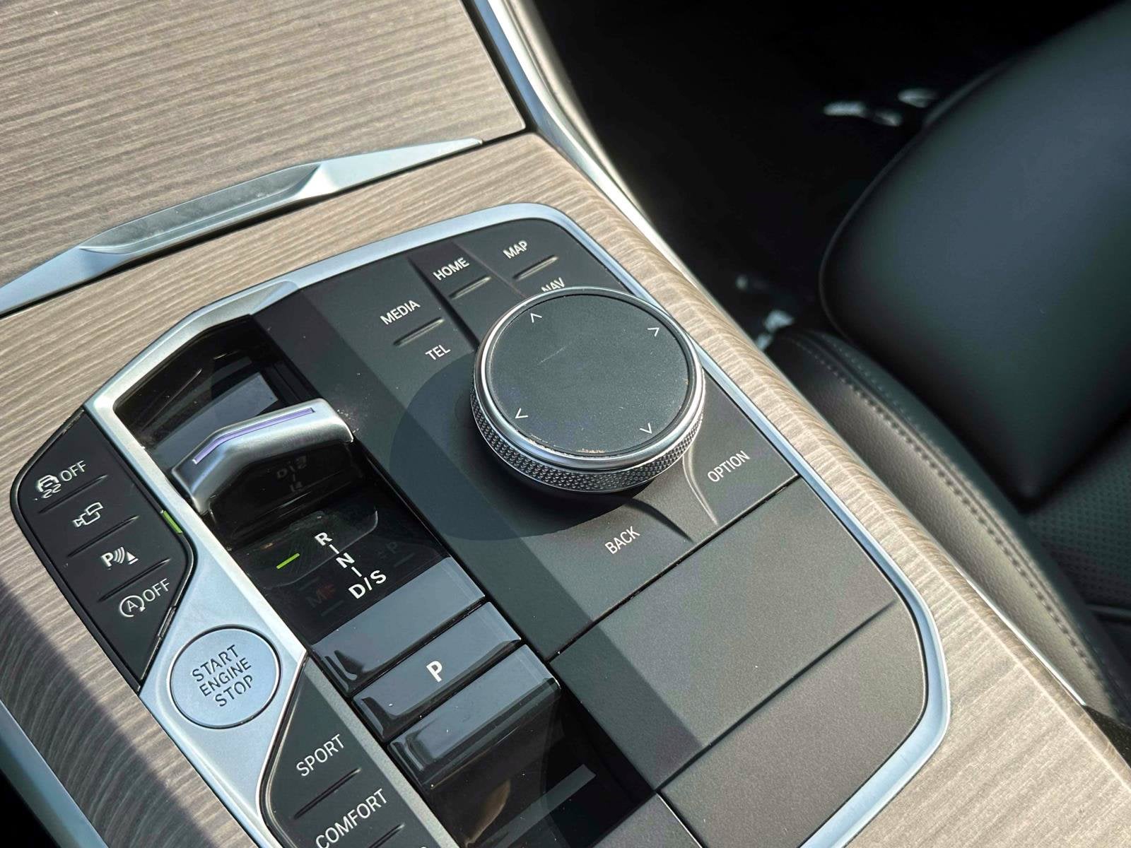 2025 BMW 3 Series 330i xDrive