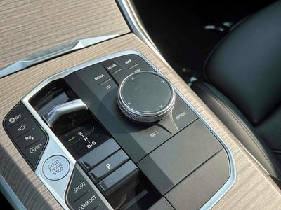 2025 BMW 3 Series 330i xDrive