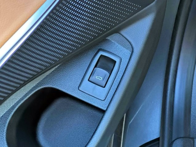 2026 BMW 3 Series 330i NA xDrive