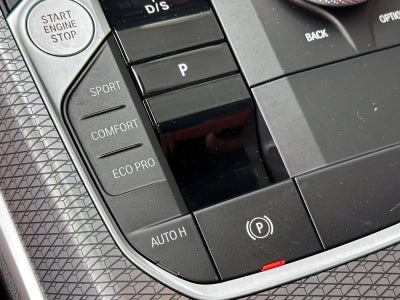 2025 BMW 3 Series 330i xDrive