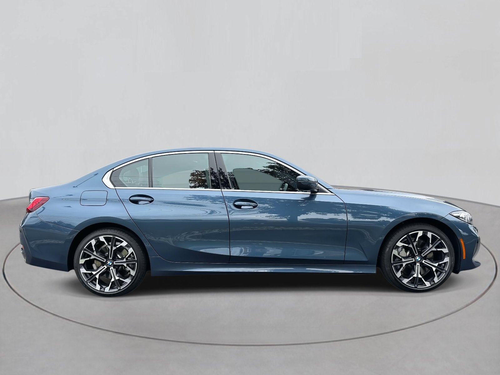 2025 BMW 3 Series 330i xDrive