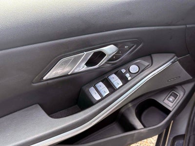 2025 BMW 3 Series 330i xDrive