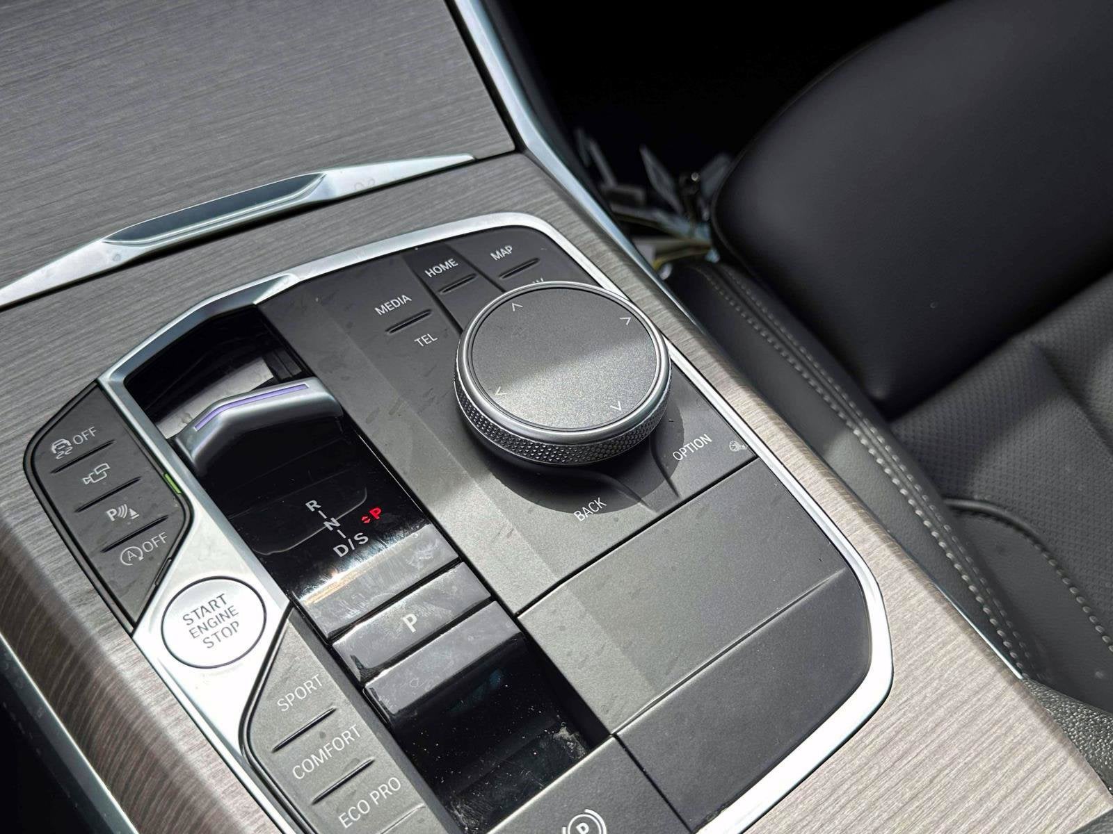 2025 BMW 3 Series 330i xDrive