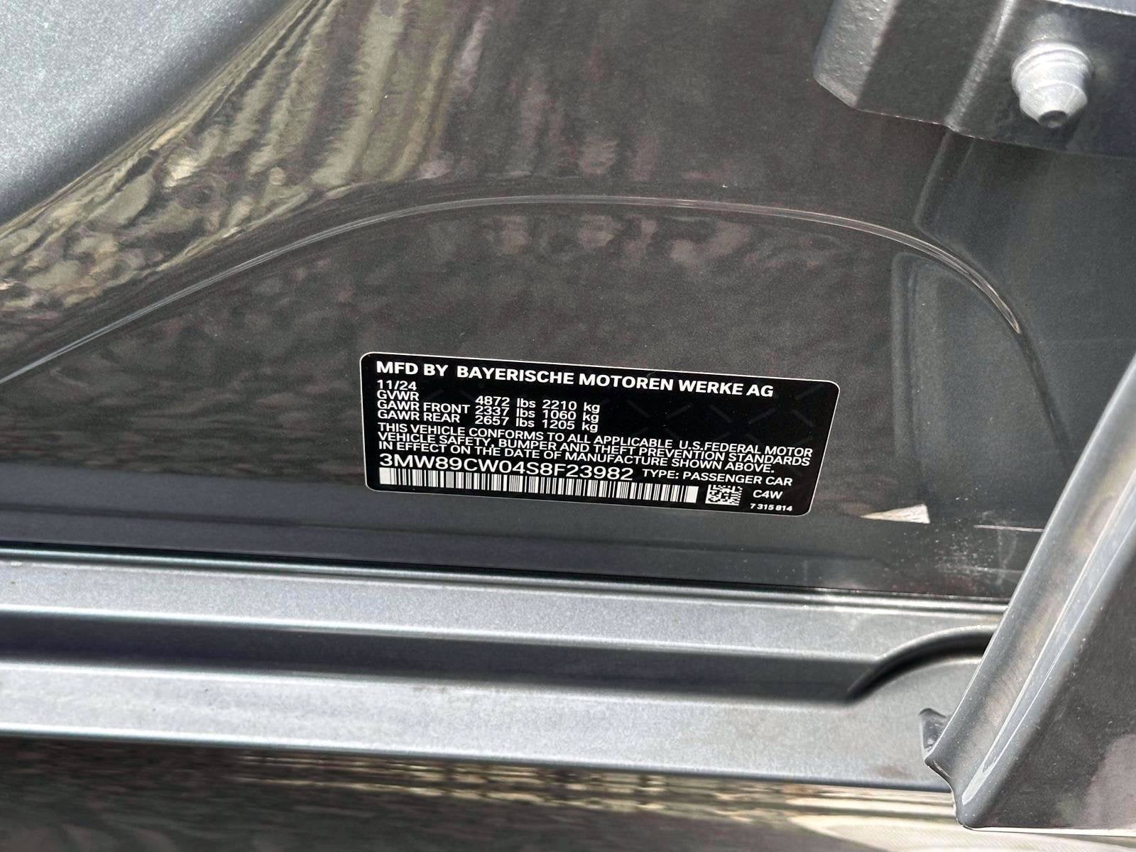 2025 BMW 3 Series 330i xDrive