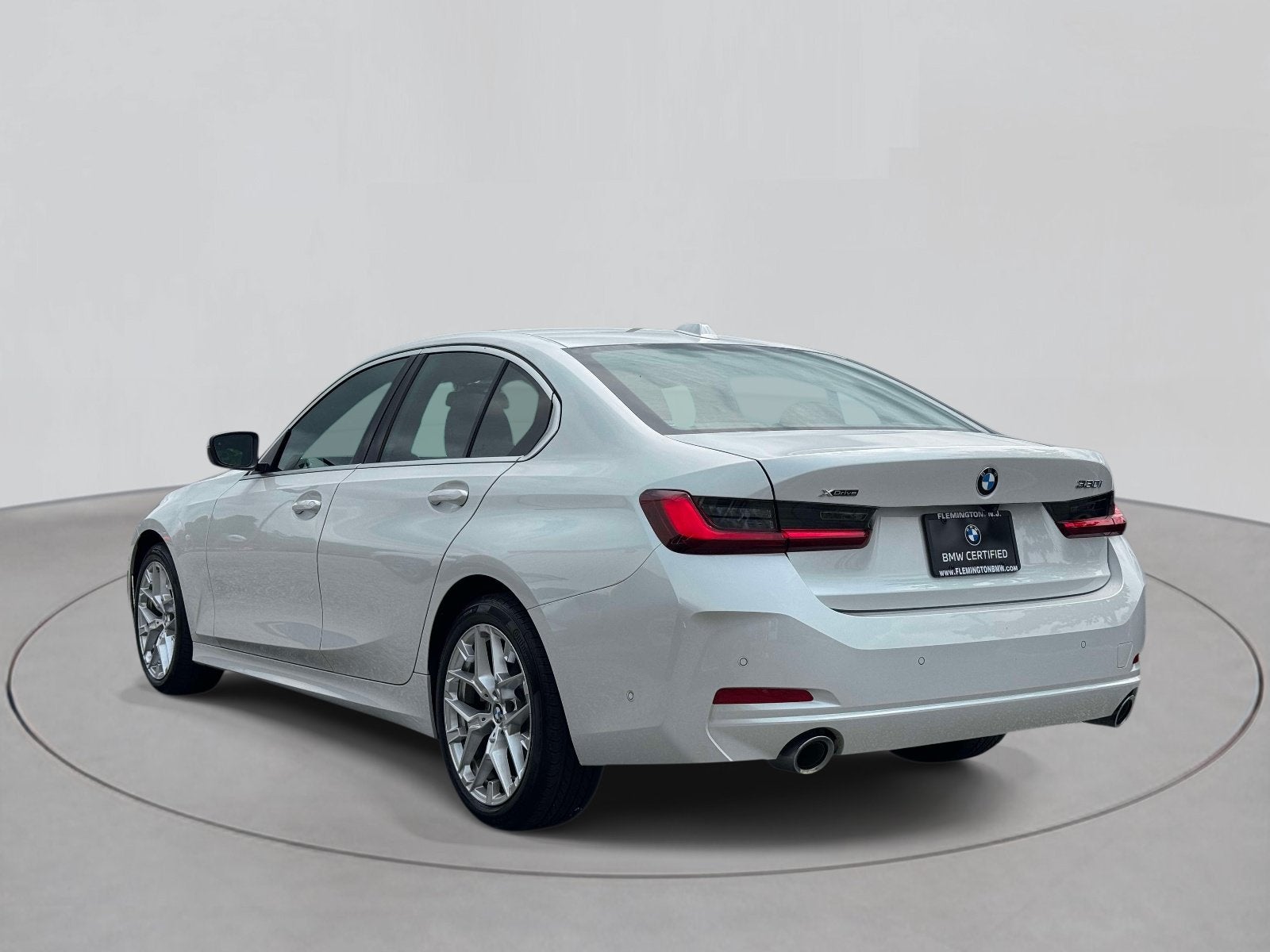 2025 BMW 3 Series 330i xDrive