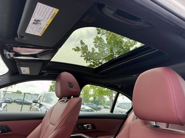 2025 BMW 3 Series 330i xDrive