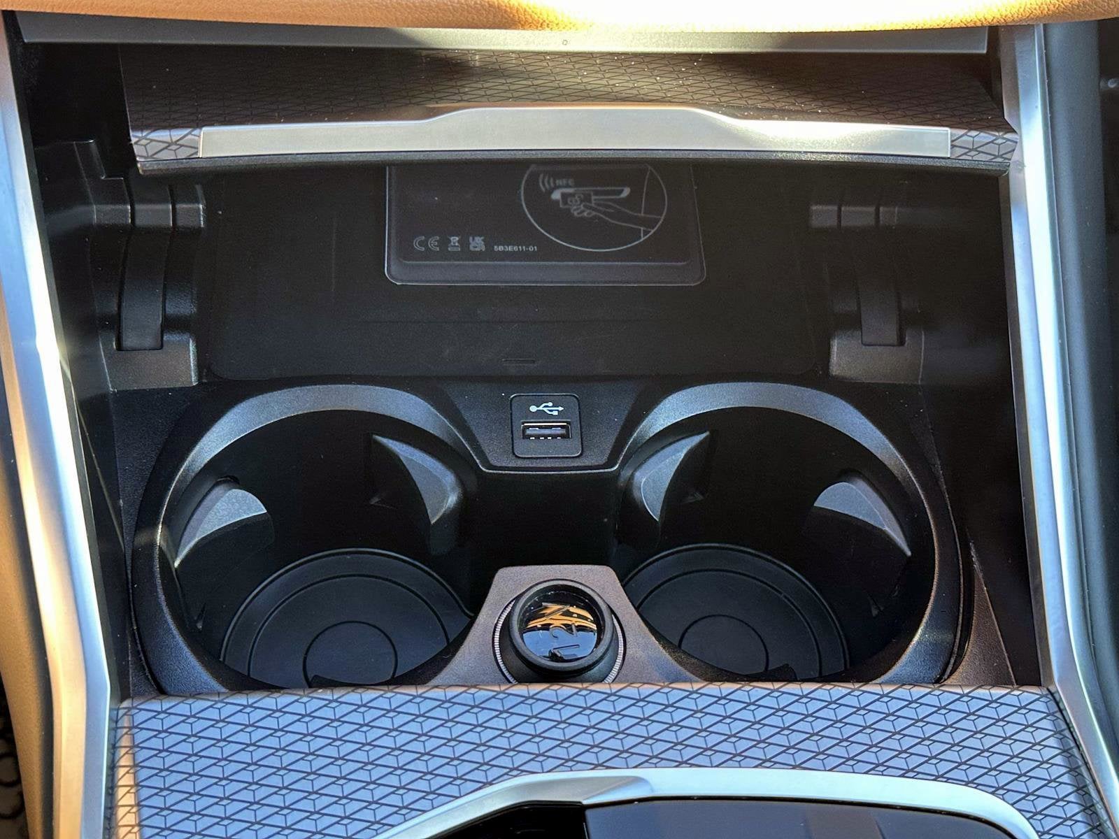 2025 BMW 3 Series 330i xDrive