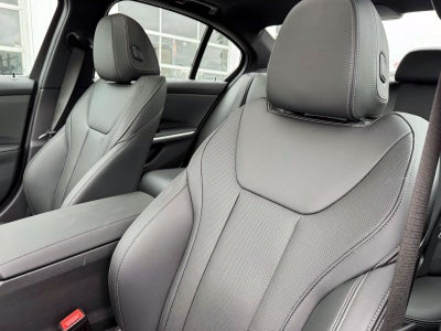 2025 BMW 3 Series 330i xDrive
