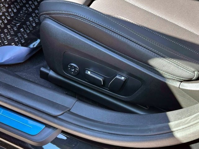 2026 BMW 3 Series 330i NA xDrive