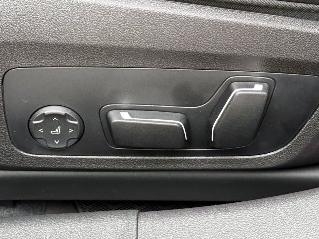 2026 BMW 3 Series 330i NA xDrive