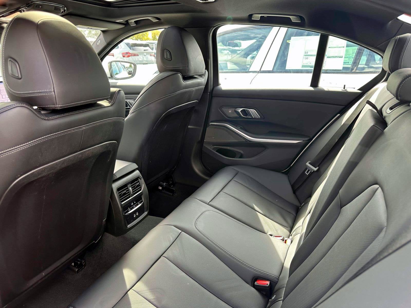 2025 BMW 3 Series 330i xDrive