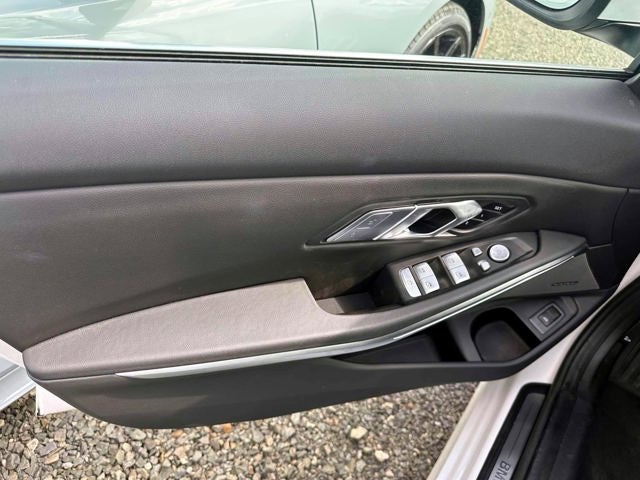 2025 BMW 3 Series 330i xDrive