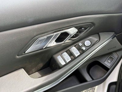 2025 BMW 3 Series 330i xDrive