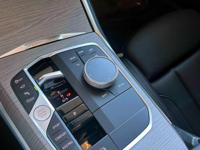 2025 BMW 3 Series 330i xDrive