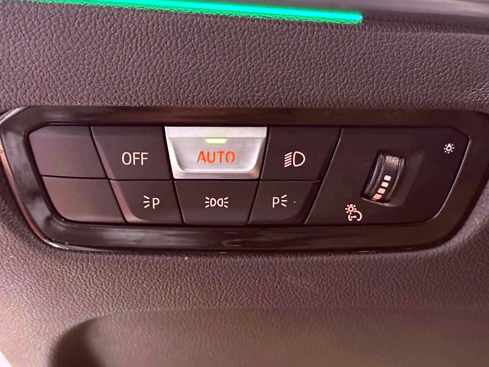 2024 BMW 3 Series 330i xDrive