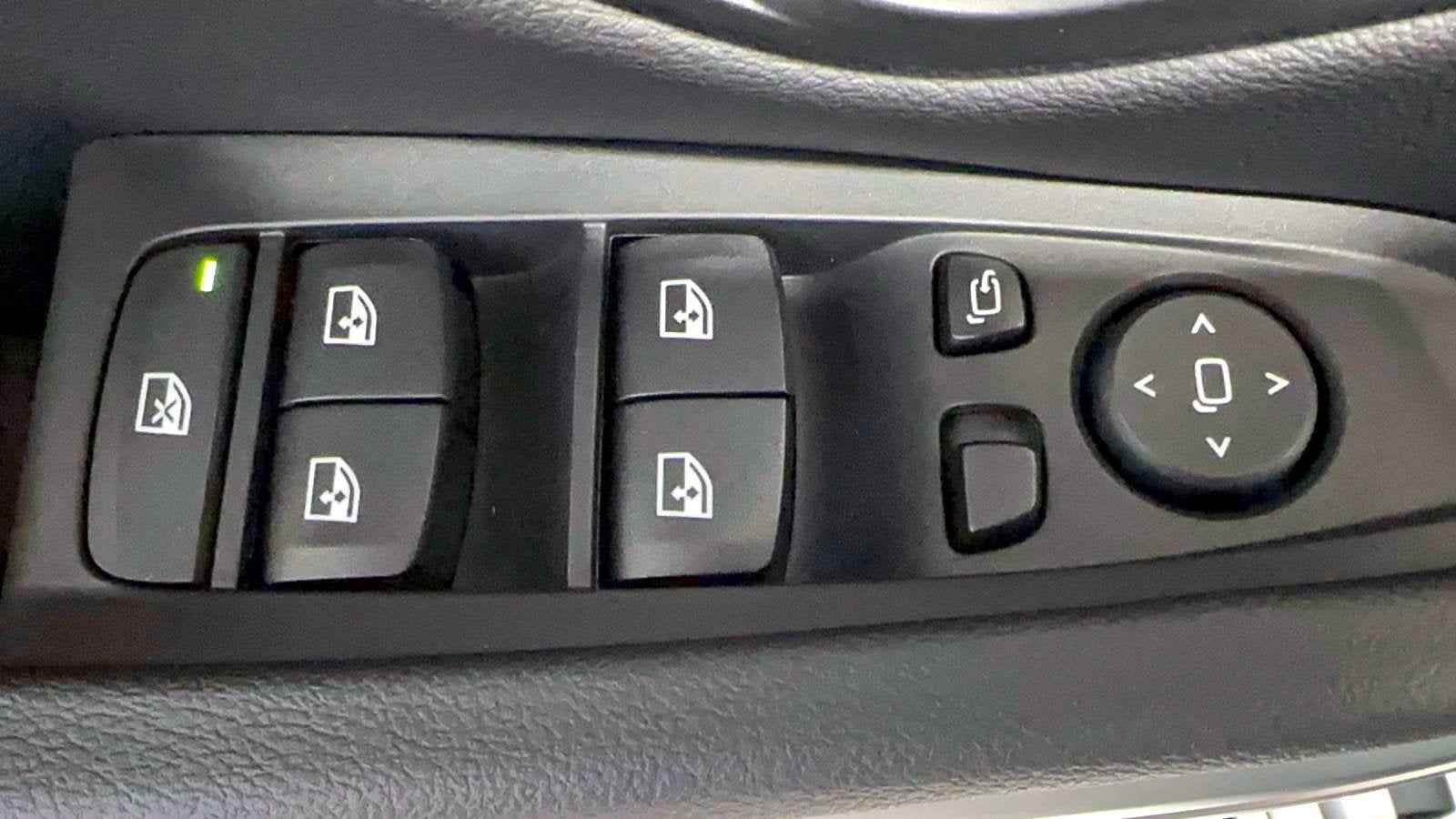 2024 BMW 3 Series 330i xDrive