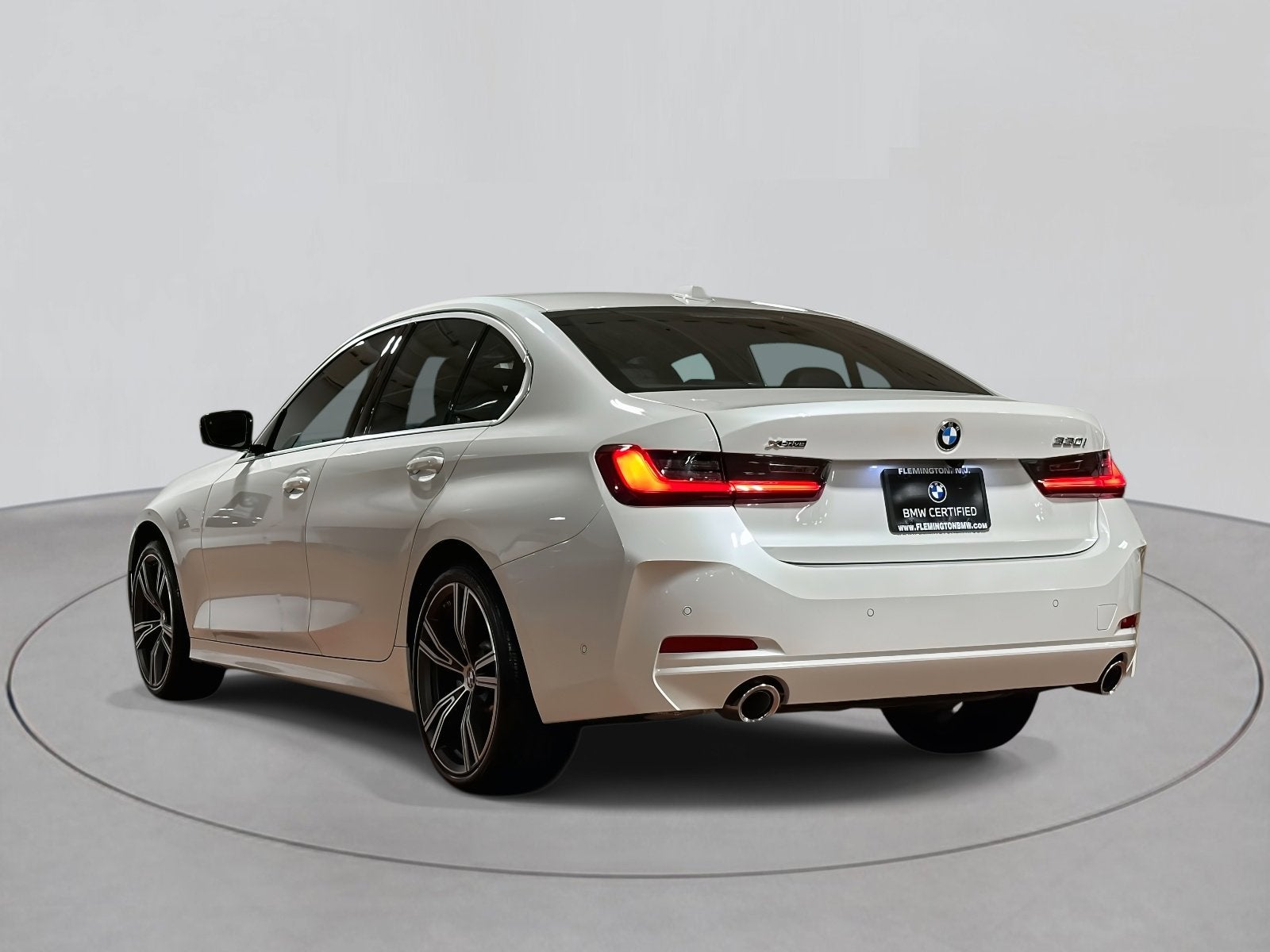 2024 BMW 3 Series 330i xDrive
