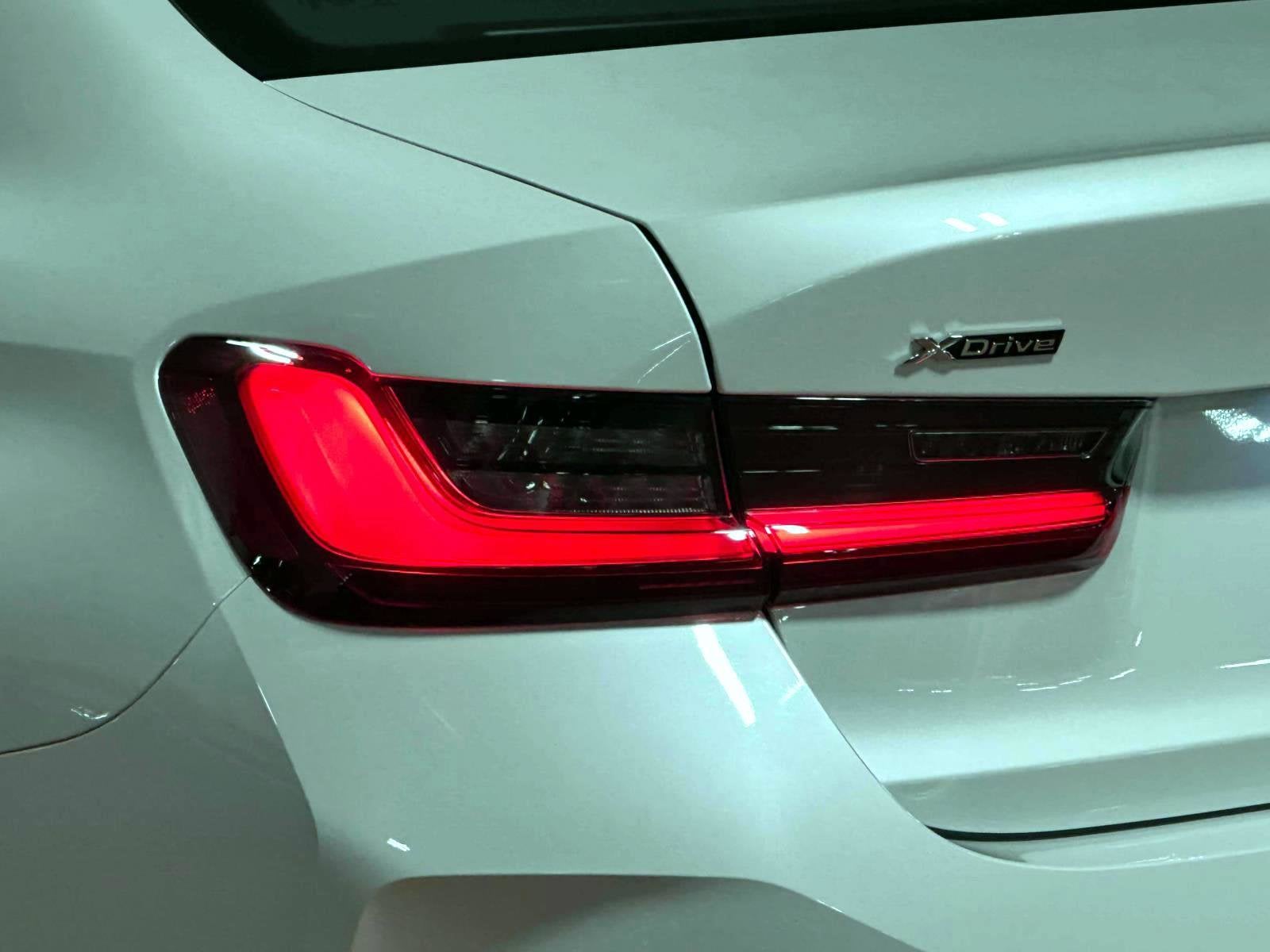 2024 BMW 3 Series 330i xDrive