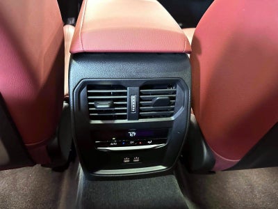 2024 BMW 3 Series 330i xDrive