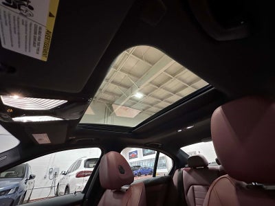 2023 BMW 3 Series 330i xDrive