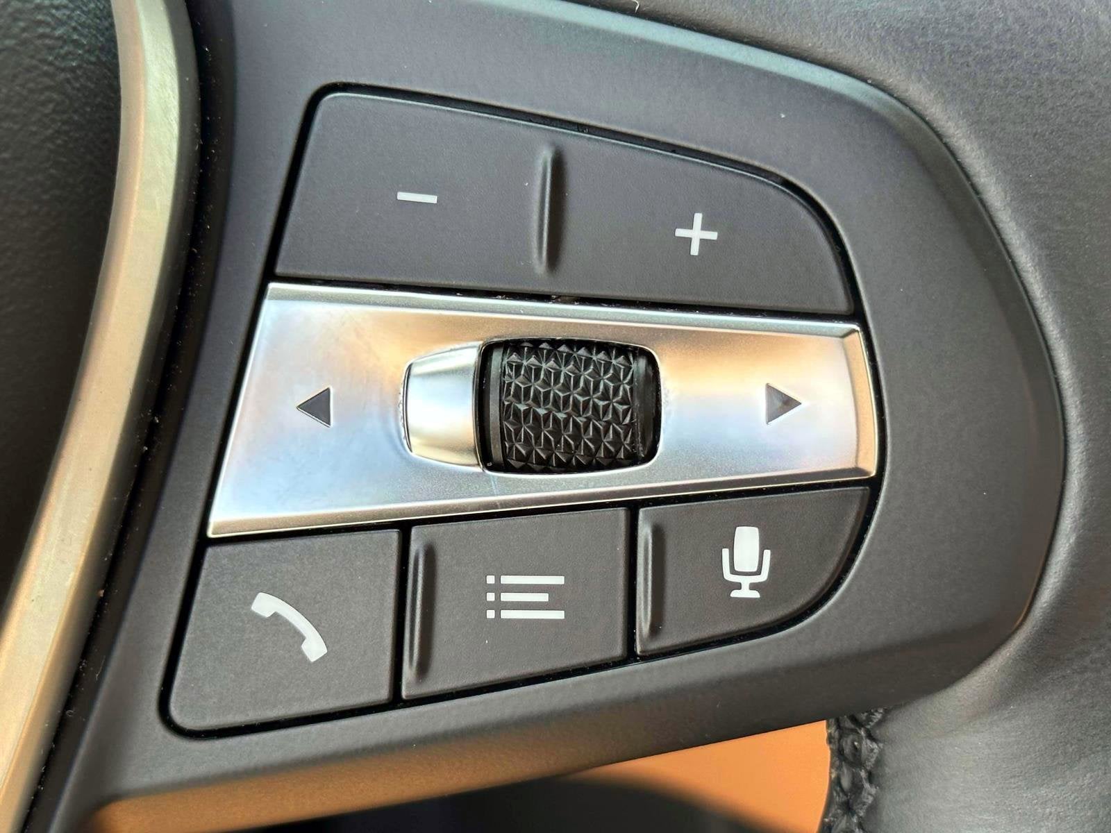 2024 BMW 3 Series 330i xDrive