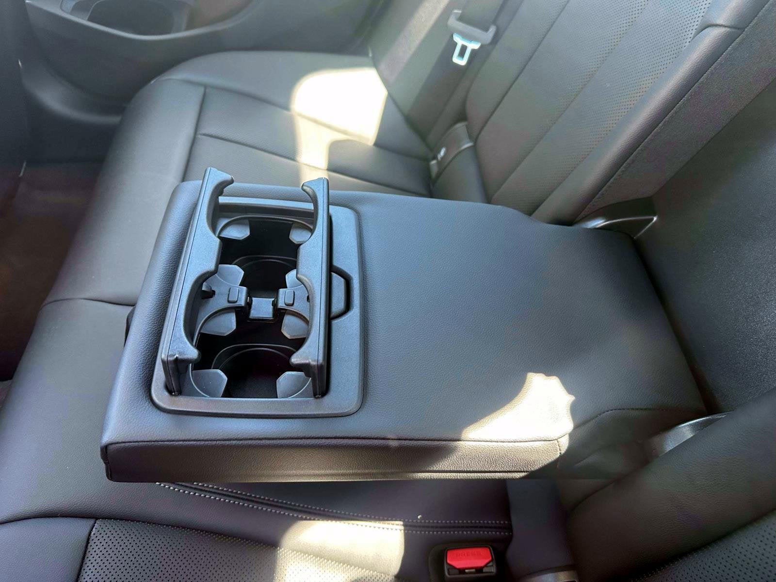 2024 BMW 3 Series 330i xDrive
