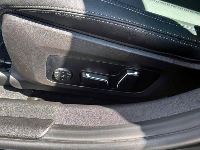 2024 BMW 3 Series 330i xDrive
