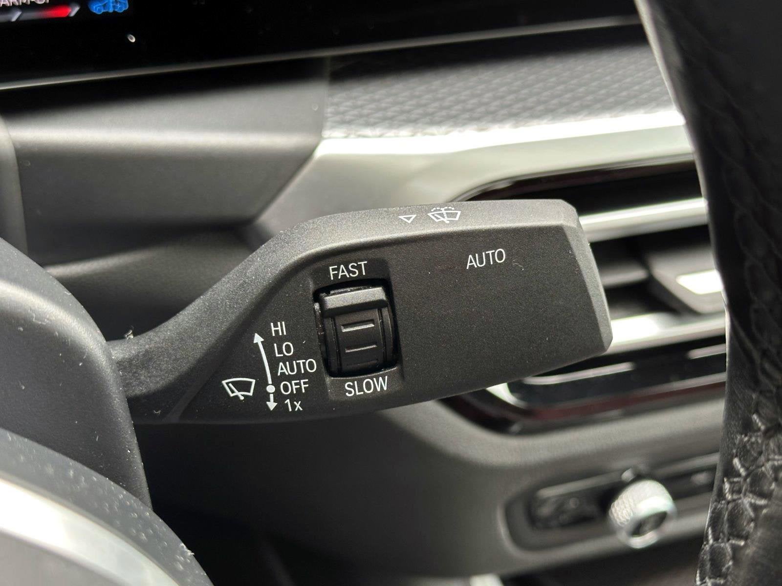 2023 BMW 3 Series 330i xDrive