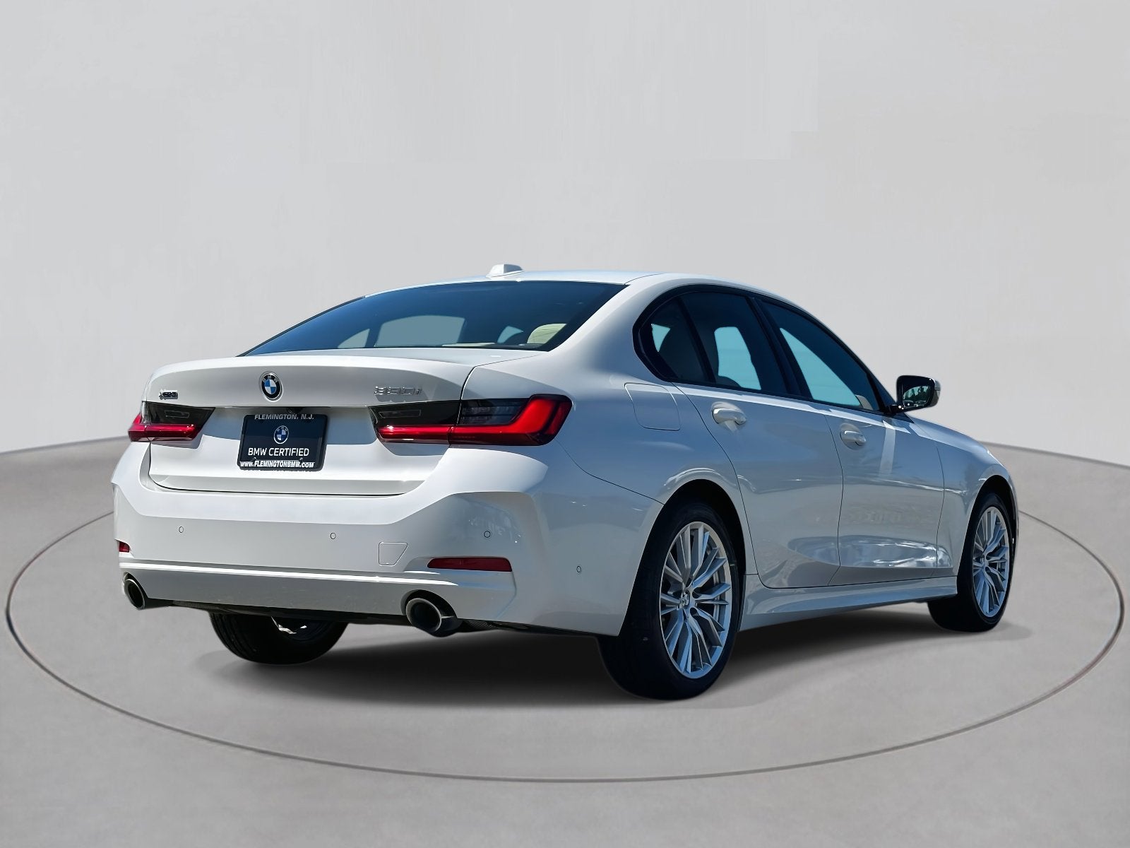 2023 BMW 3 Series 330i xDrive