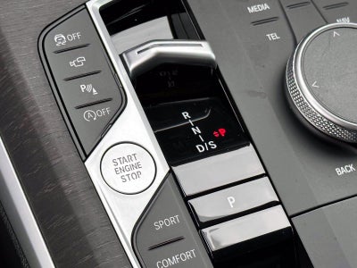 2024 BMW 3 Series 330i xDrive