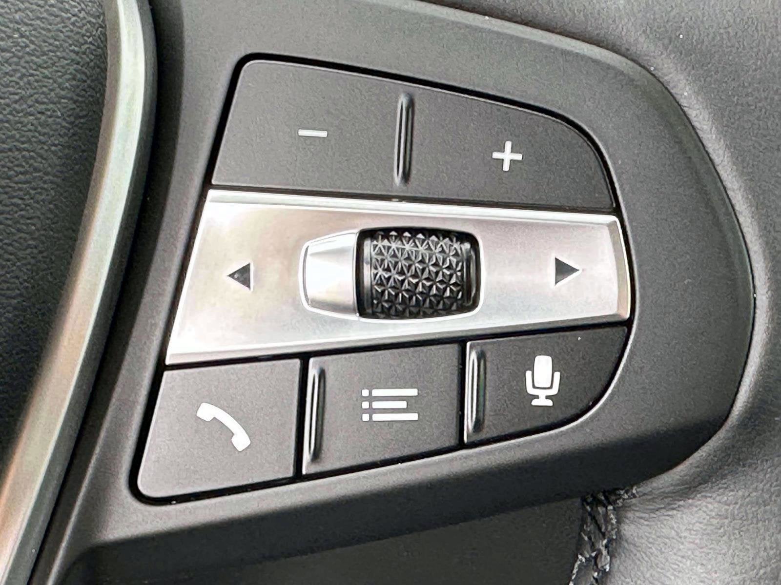 2024 BMW 3 Series 330i xDrive