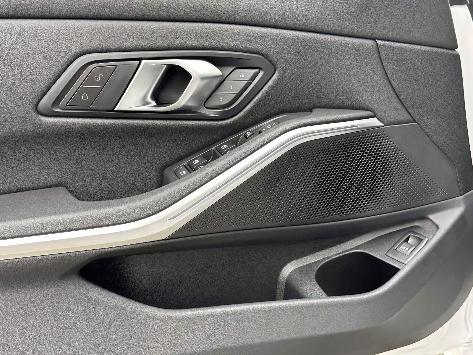 2024 BMW 3 Series 330i xDrive