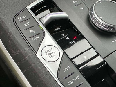 2024 BMW 3 Series 330i xDrive