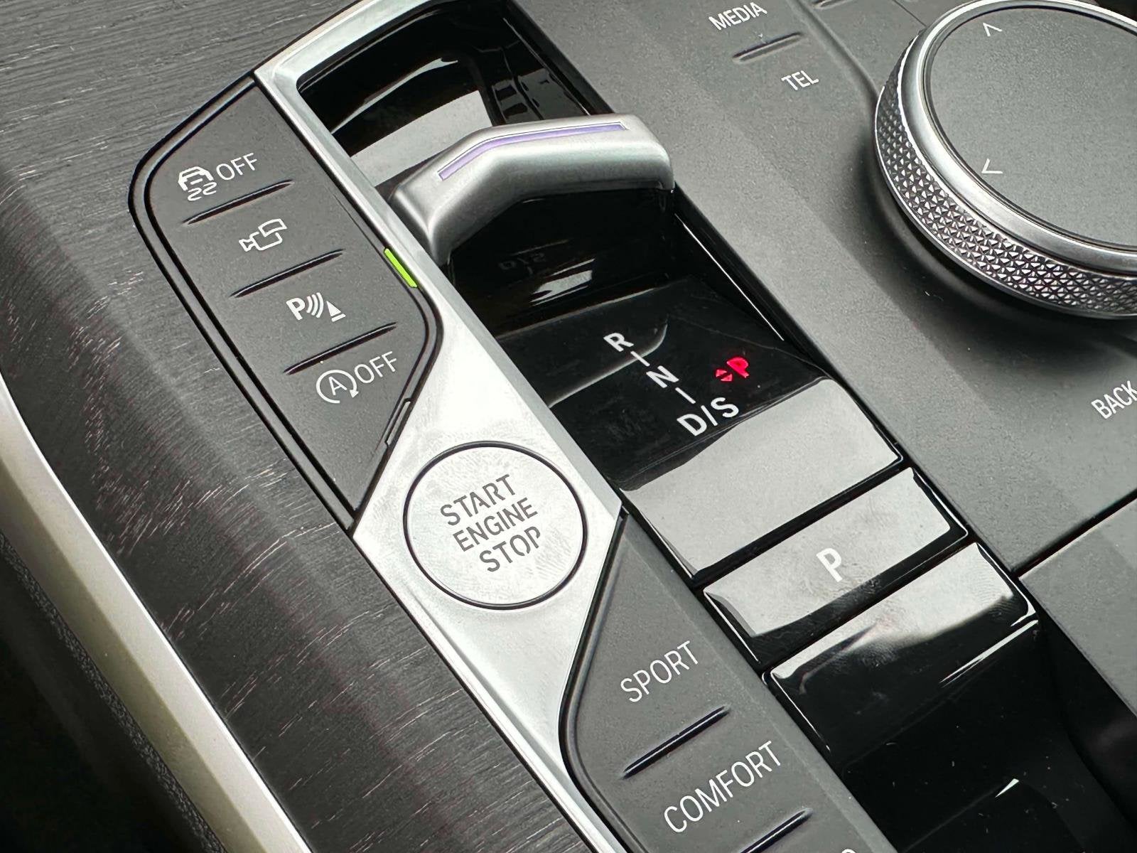 2024 BMW 3 Series 330i xDrive