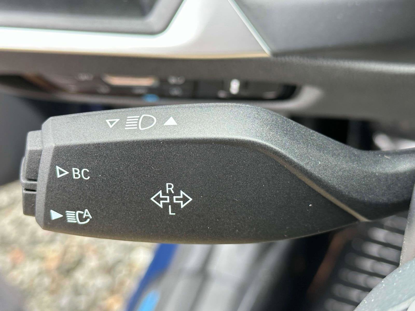 2024 BMW 3 Series 330i xDrive